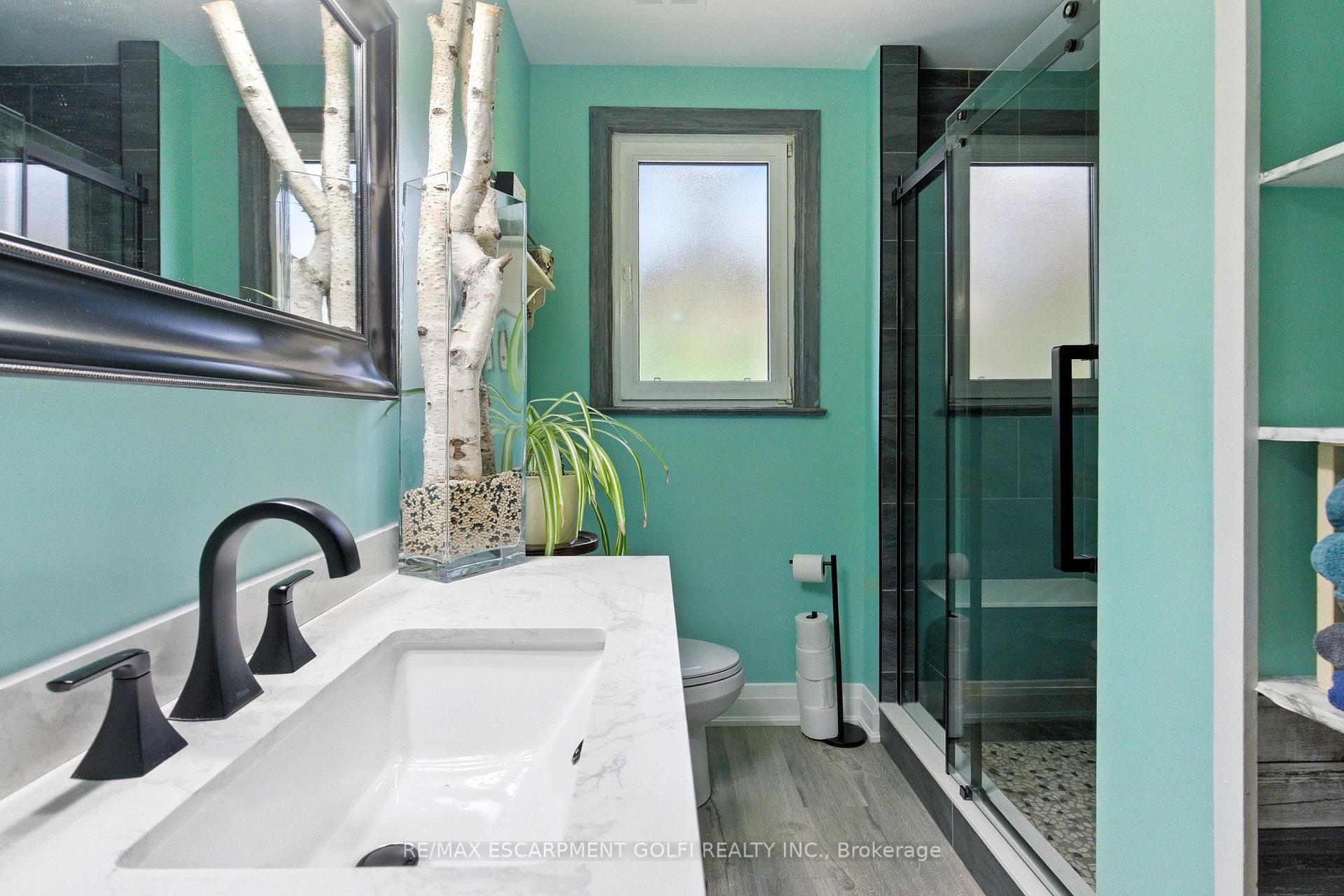 Photo 10 of 10 Riverview Boulevard, St. Catharines, Glendale/Glenridge — HOMEH