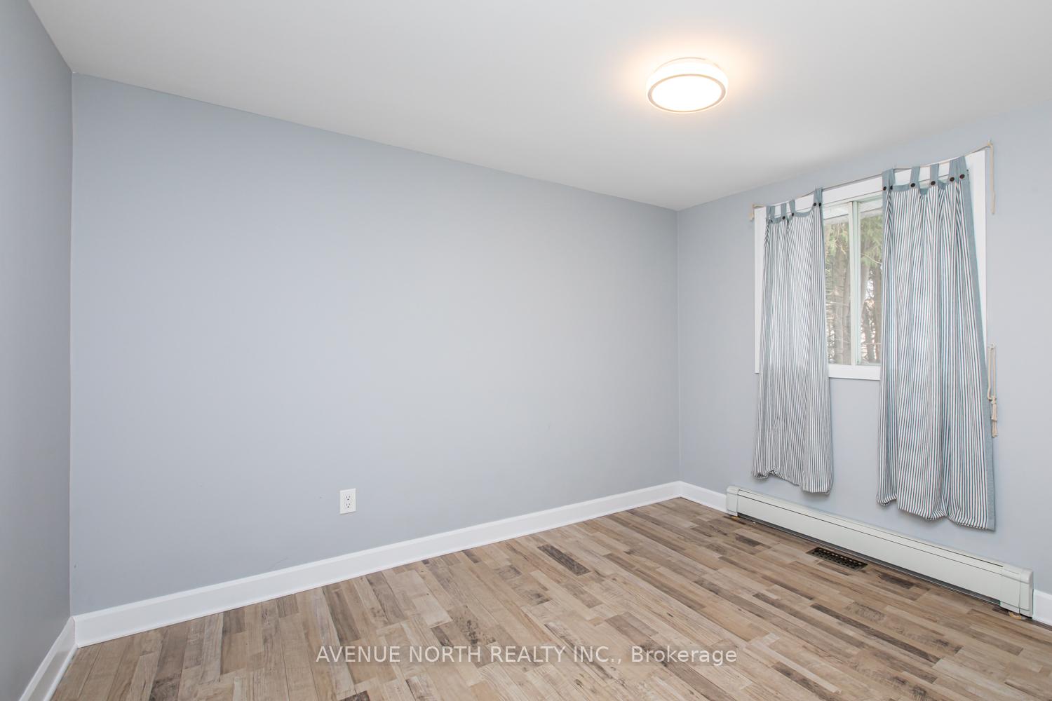 Photo 18 of 44 Lazy Nol Court, Ottawa, Fringewood — HOMEH