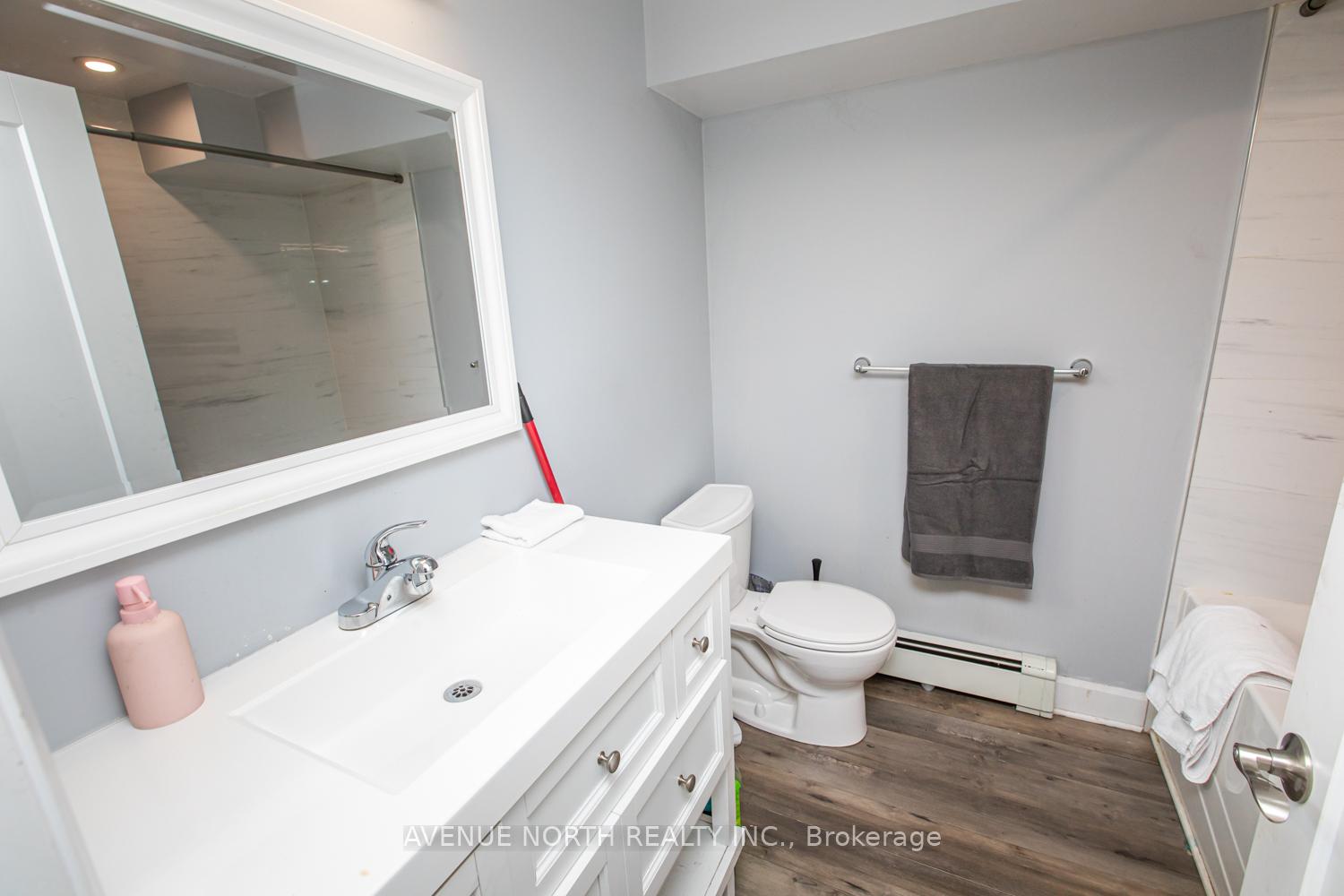 Photo 37 of 44 Lazy Nol Court, Ottawa, Fringewood — HOMEH