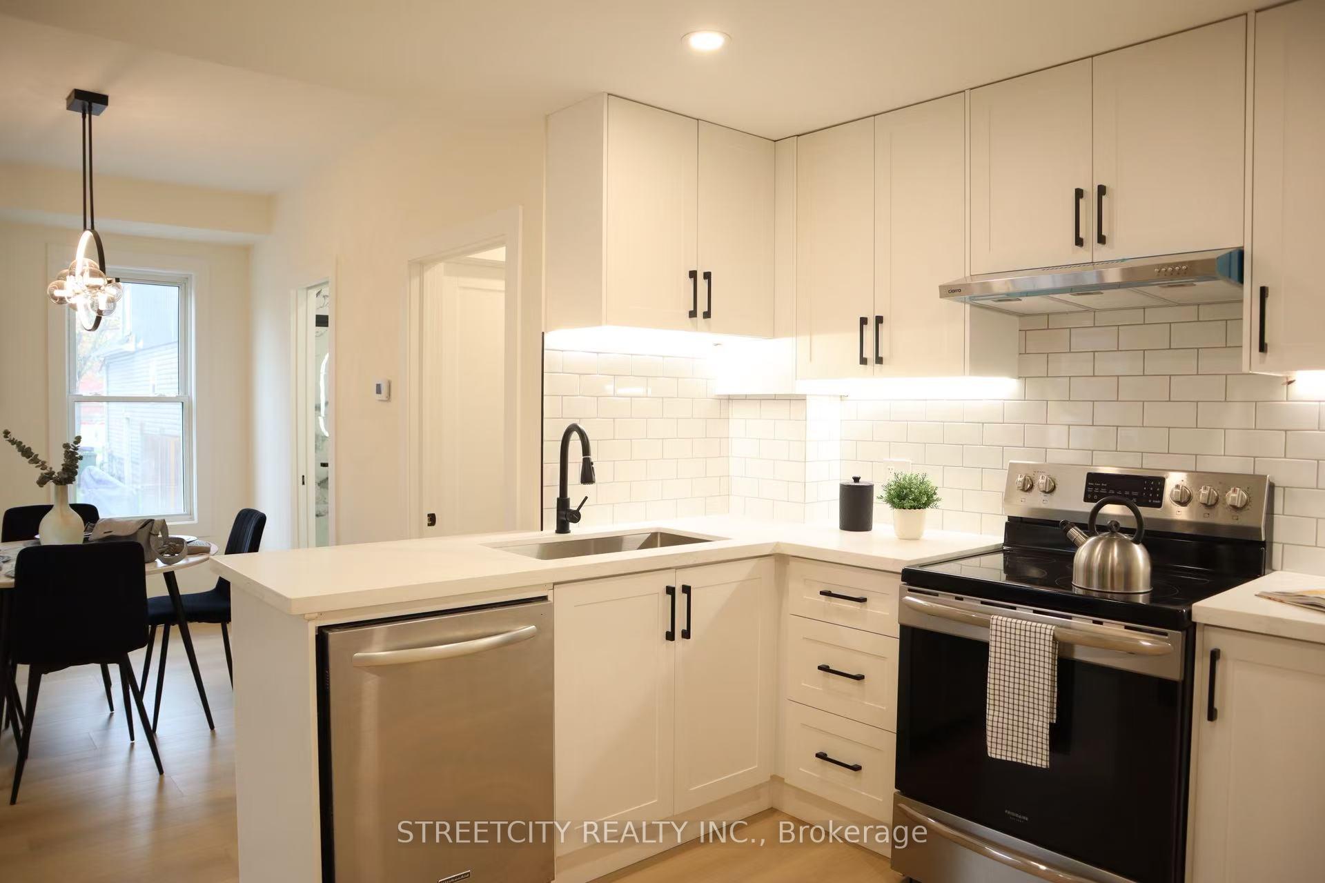 Photo 5 of 27 East Avenue, St. Thomas — HOMEH