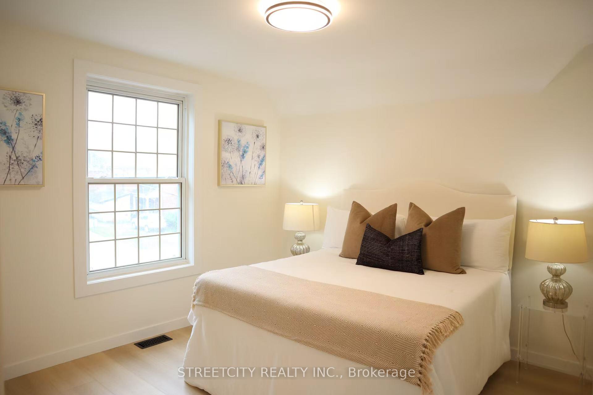 Photo 13 of 27 East Avenue, St. Thomas — HOMEH