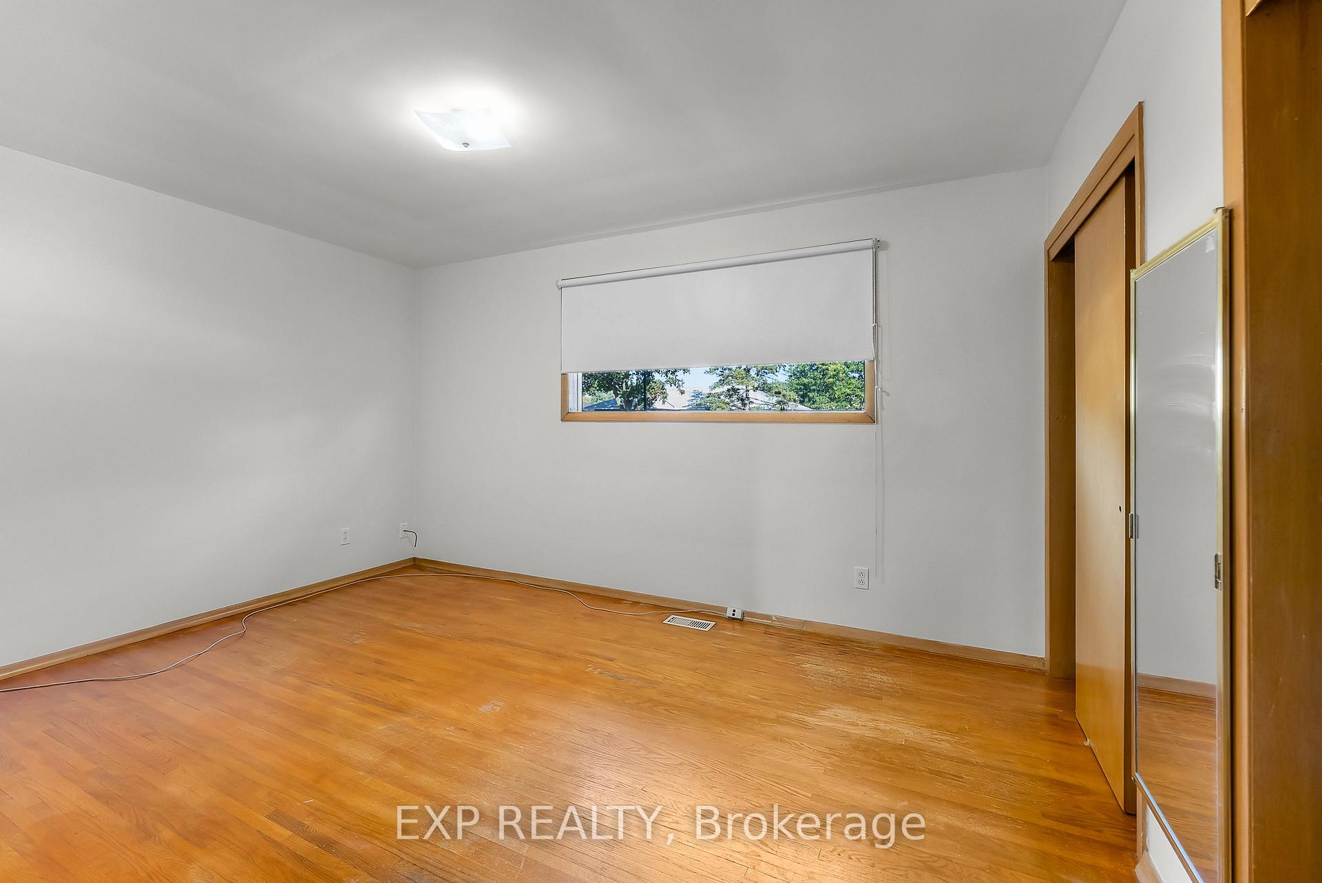 Photo 18 of 10 Harcove Street, St. Catharines, Vine/Linwell — HOMEH