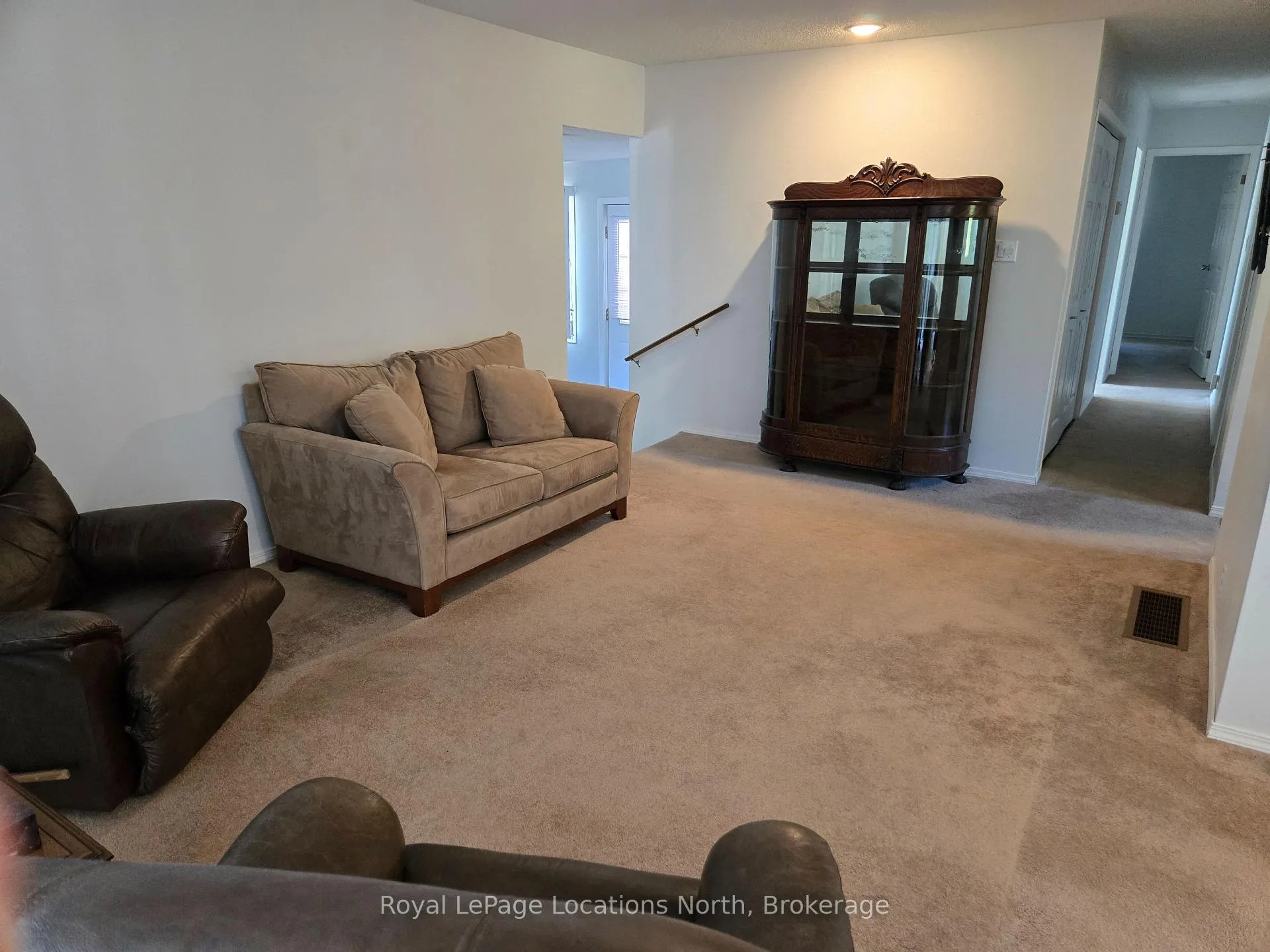 Photo 12 of 112 Smallman Drive, Wasaga Beach — HOMEH