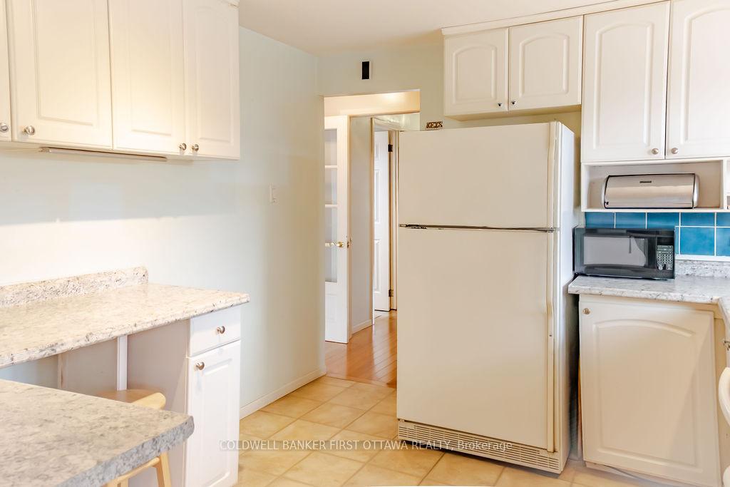 Photo 7 of 57 Benlea Drive, Ottawa, Tanglewood — HOMEH