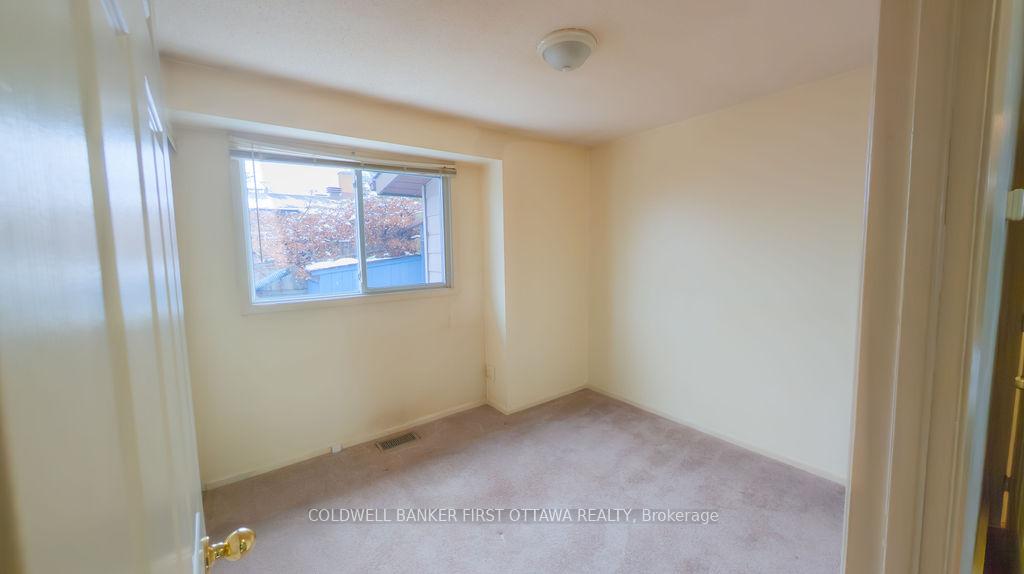 Photo 15 of 57 Benlea Drive, Ottawa, Tanglewood — HOMEH