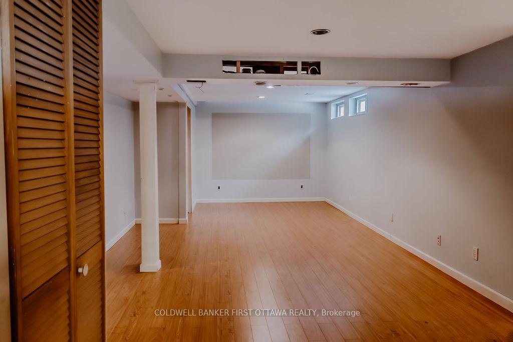 Photo 20 of 57 Benlea Drive, Ottawa, Tanglewood — HOMEH