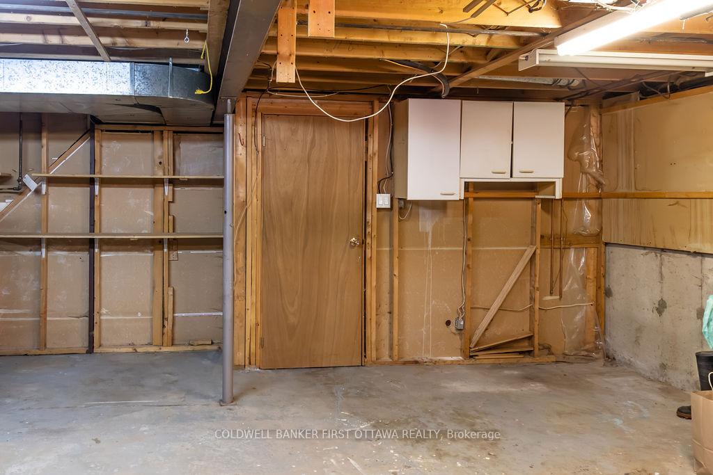 Photo 23 of 57 Benlea Drive, Ottawa, Tanglewood — HOMEH