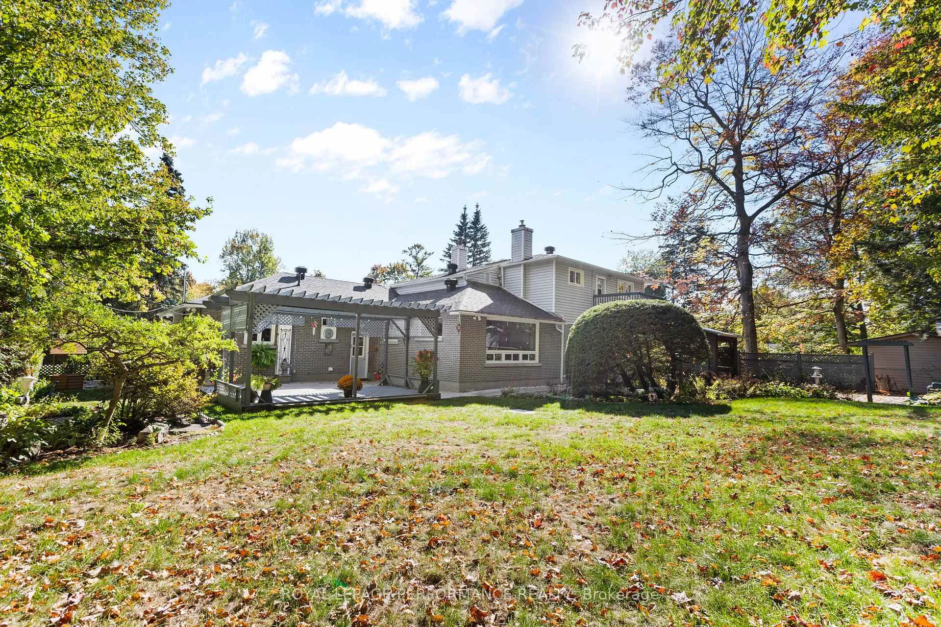 Photo 27 of 5 Revol Road, Ottawa, Merivale Gardens — HOMEH