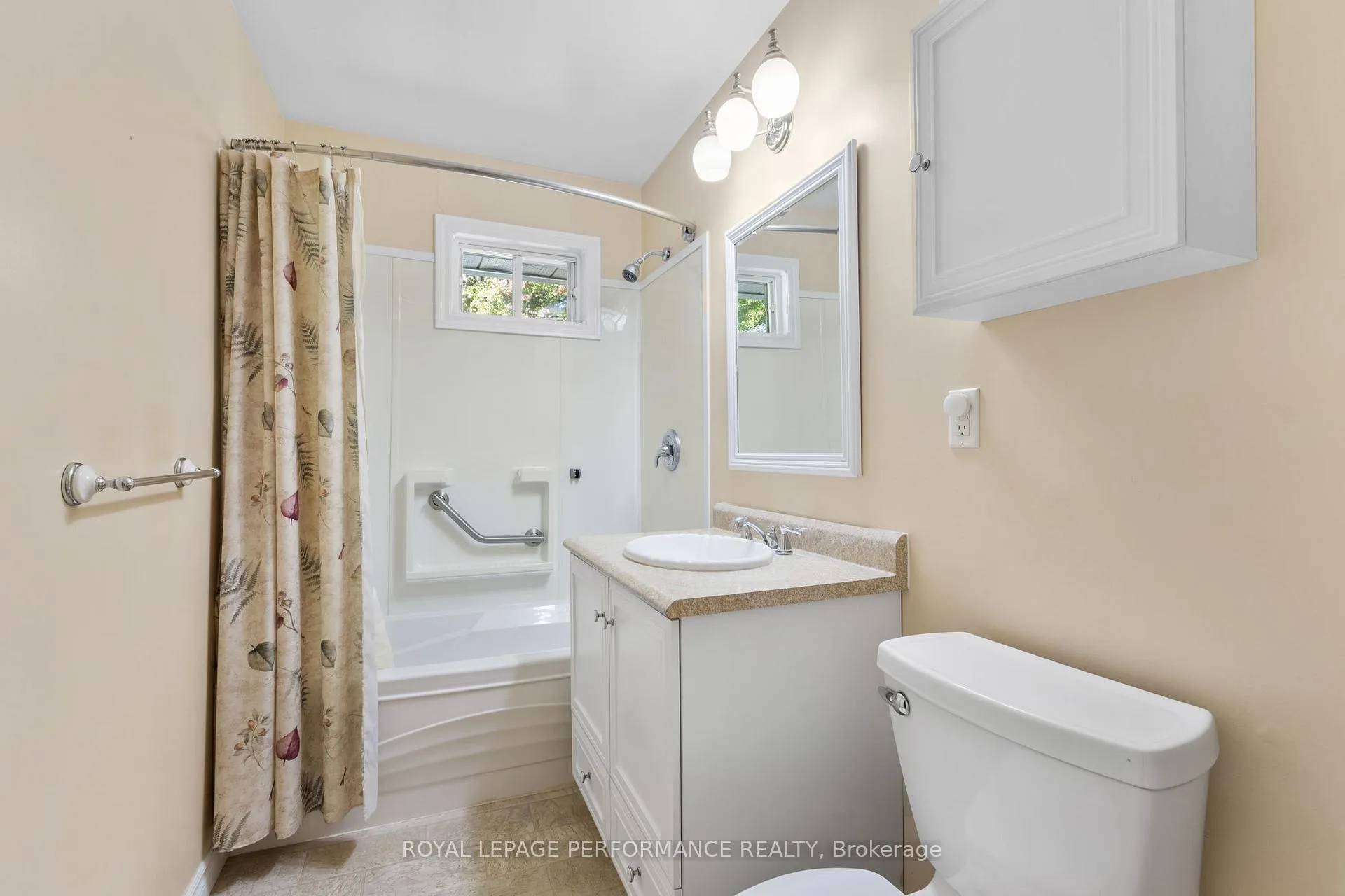 Photo 116 of 5 Revol Road, Ottawa, Merivale Gardens — HOMEH
