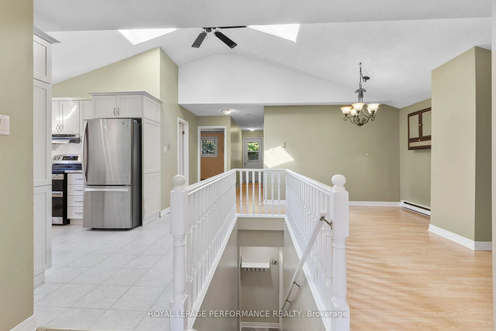 Photo 135 of 5 Revol Road, Ottawa, Merivale Gardens — HOMEH