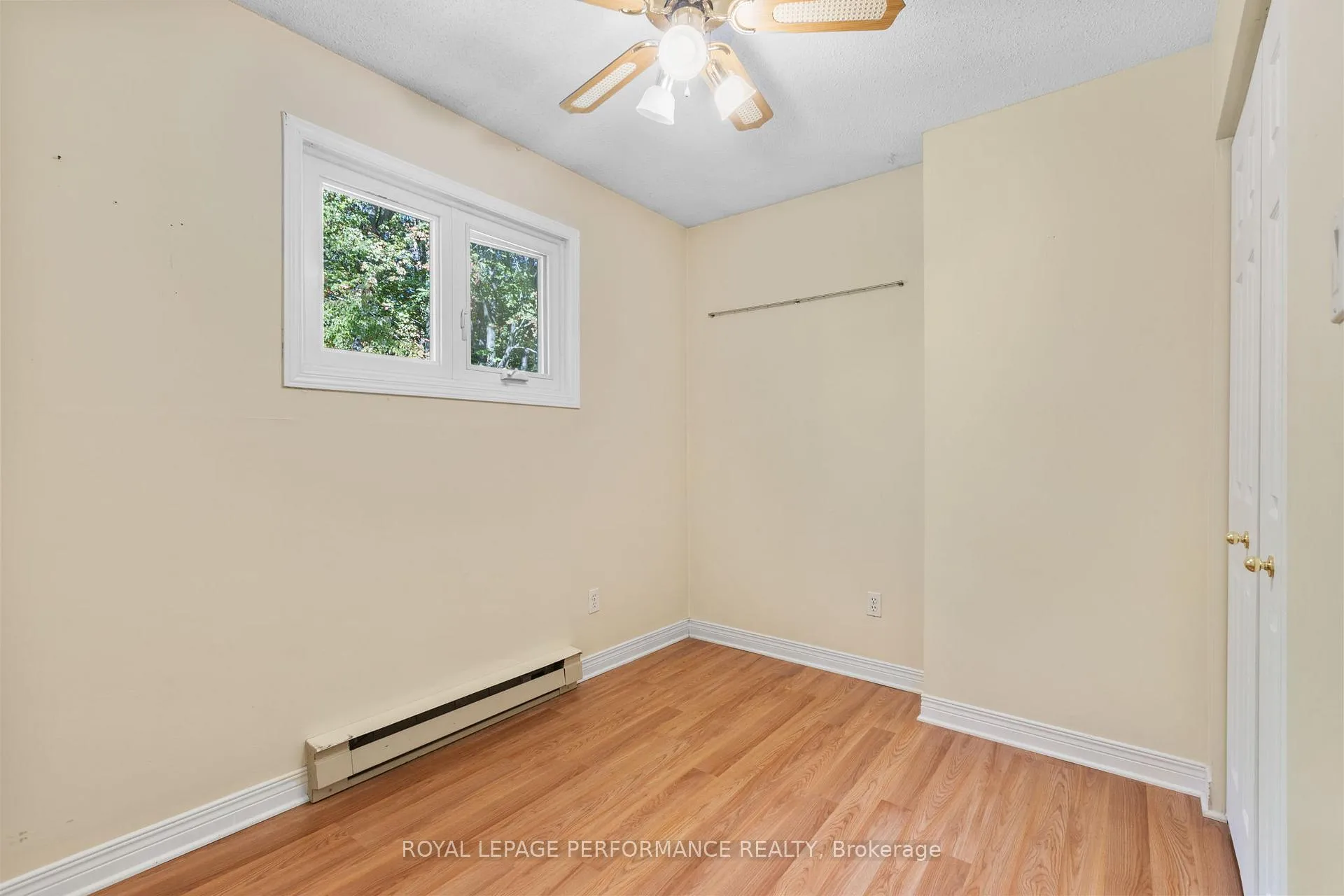 Photo 176 of 5 Revol Road, Ottawa, Merivale Gardens — HOMEH