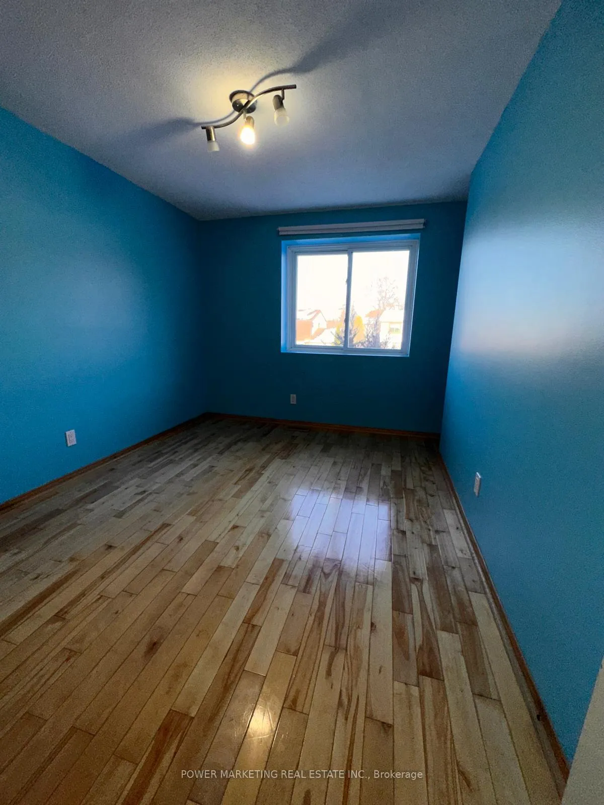 Photo 41 of 19 Brydon Court, Ottawa, Tanglewood — HOMEH