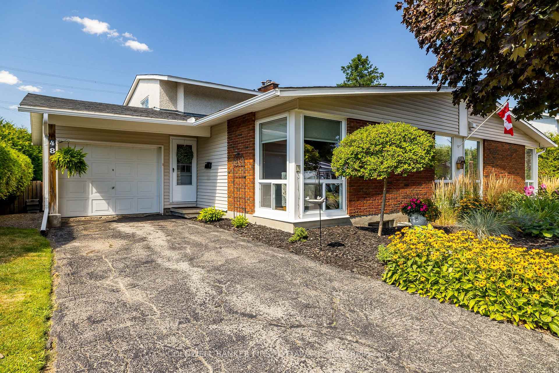 Photo 3 of 48 Downsview Crescent, Ottawa, Tanglewood — HOMEH