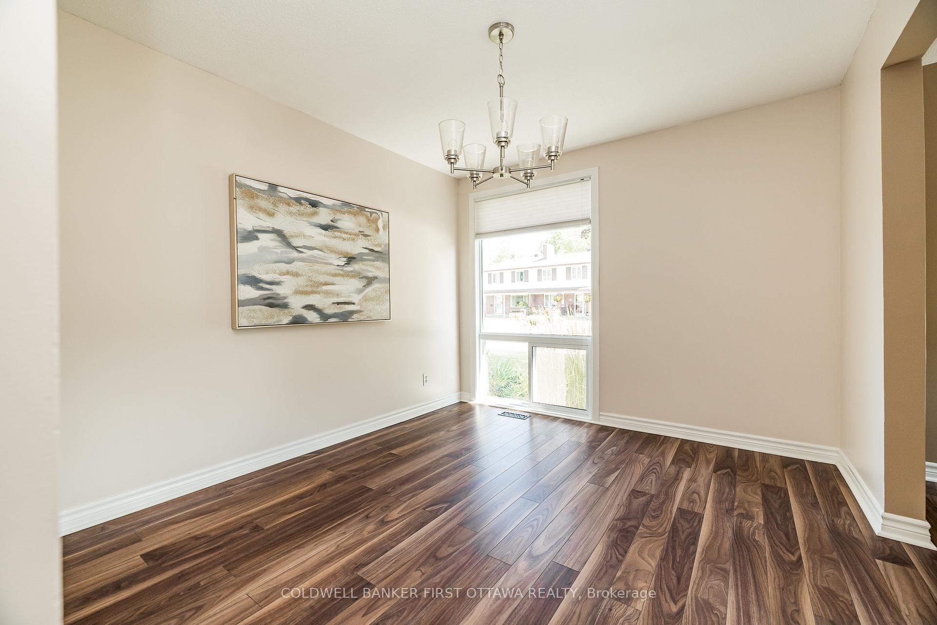 Photo 10 of 48 Downsview Crescent, Ottawa, Tanglewood — HOMEH