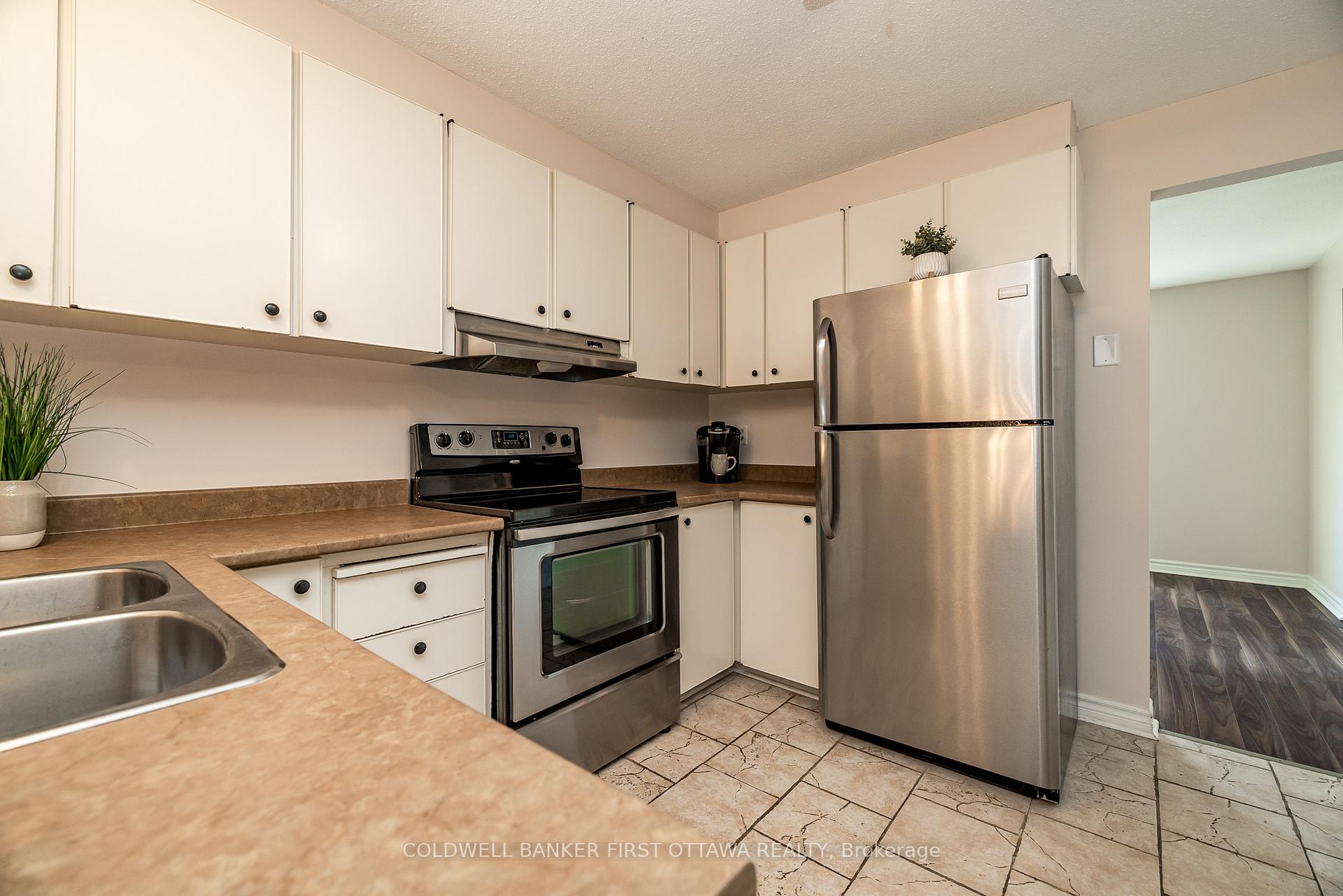 Photo 14 of 48 Downsview Crescent, Ottawa, Tanglewood — HOMEH