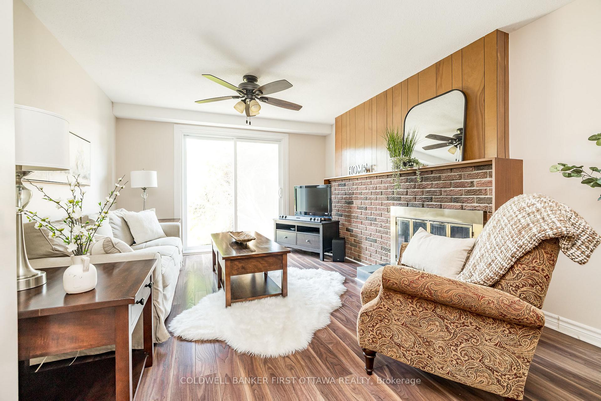 Photo 16 of 48 Downsview Crescent, Ottawa, Tanglewood — HOMEH
