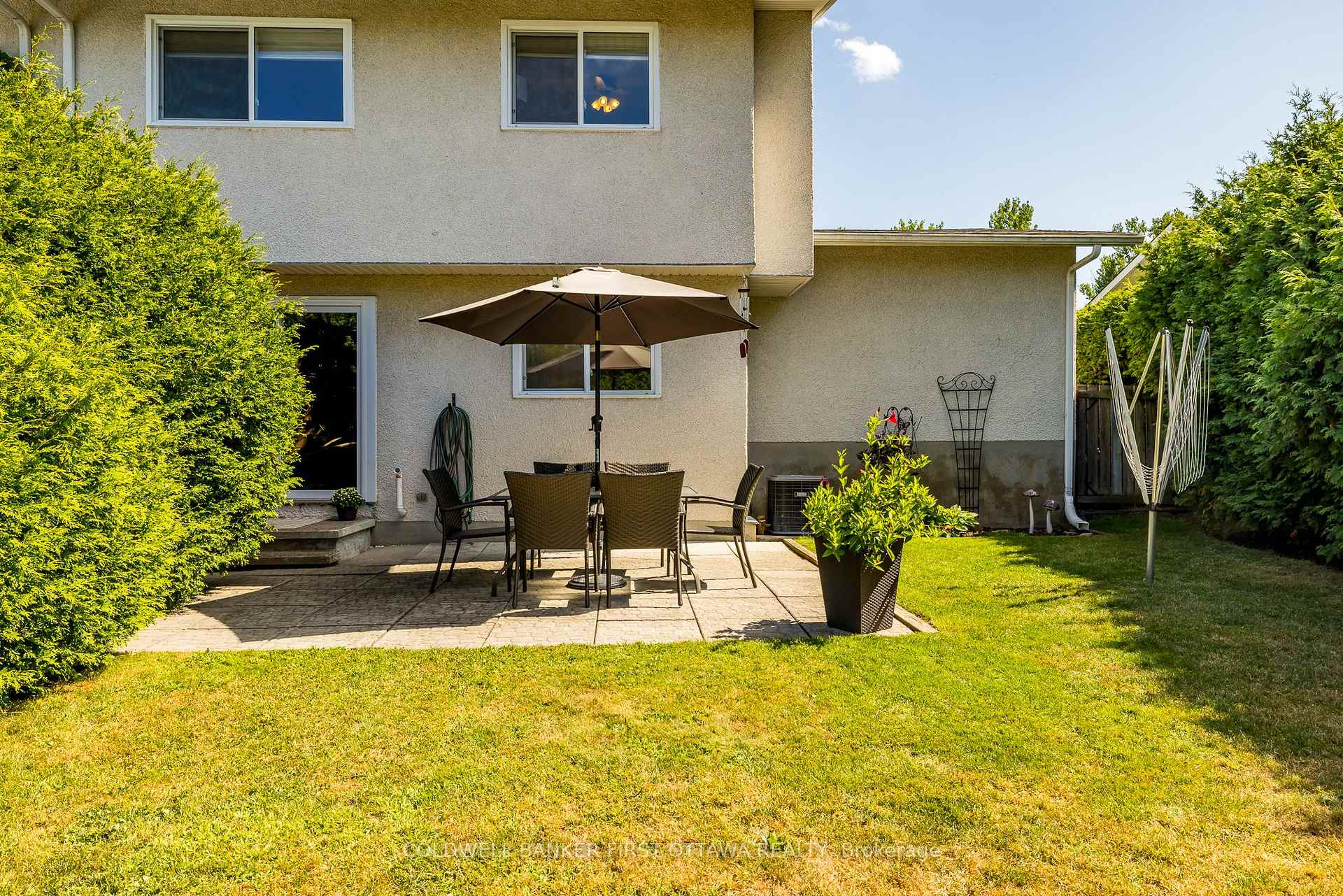 Photo 32 of 48 Downsview Crescent, Ottawa, Tanglewood — HOMEH