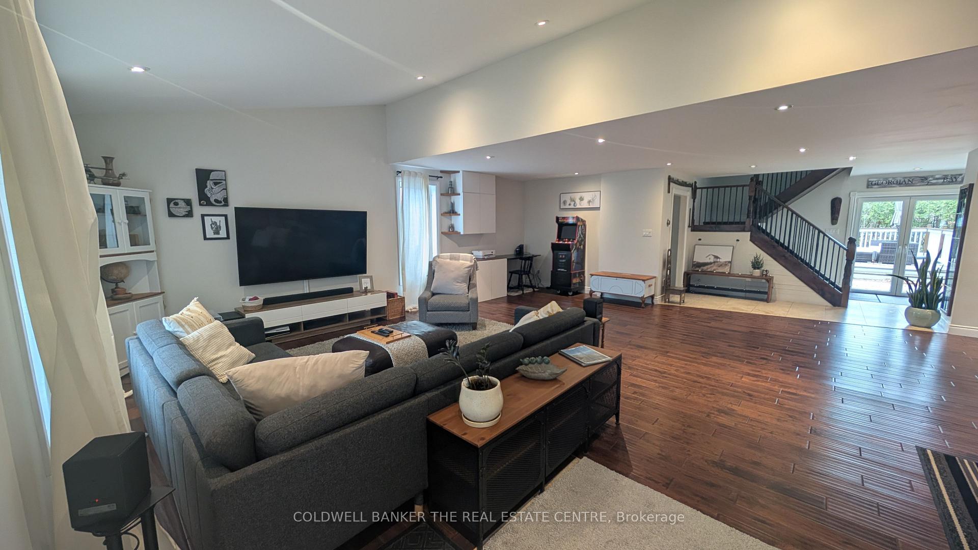 Photo 4 of 247 Poplar Avenue, Tay, Port McNicoll — HOMEH