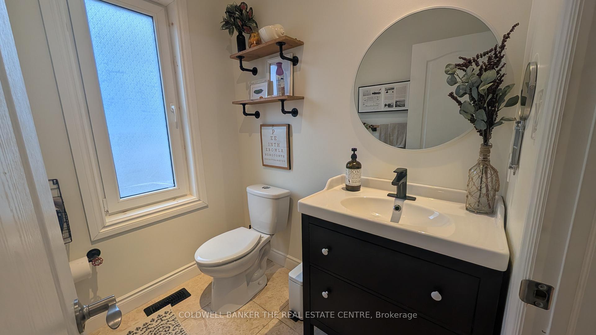 Photo 12 of 247 Poplar Avenue, Tay, Port McNicoll — HOMEH