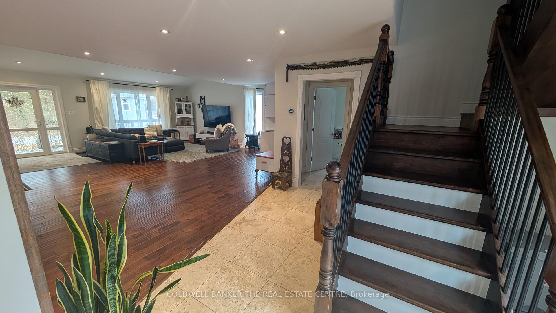 Photo 14 of 247 Poplar Avenue, Tay, Port McNicoll — HOMEH