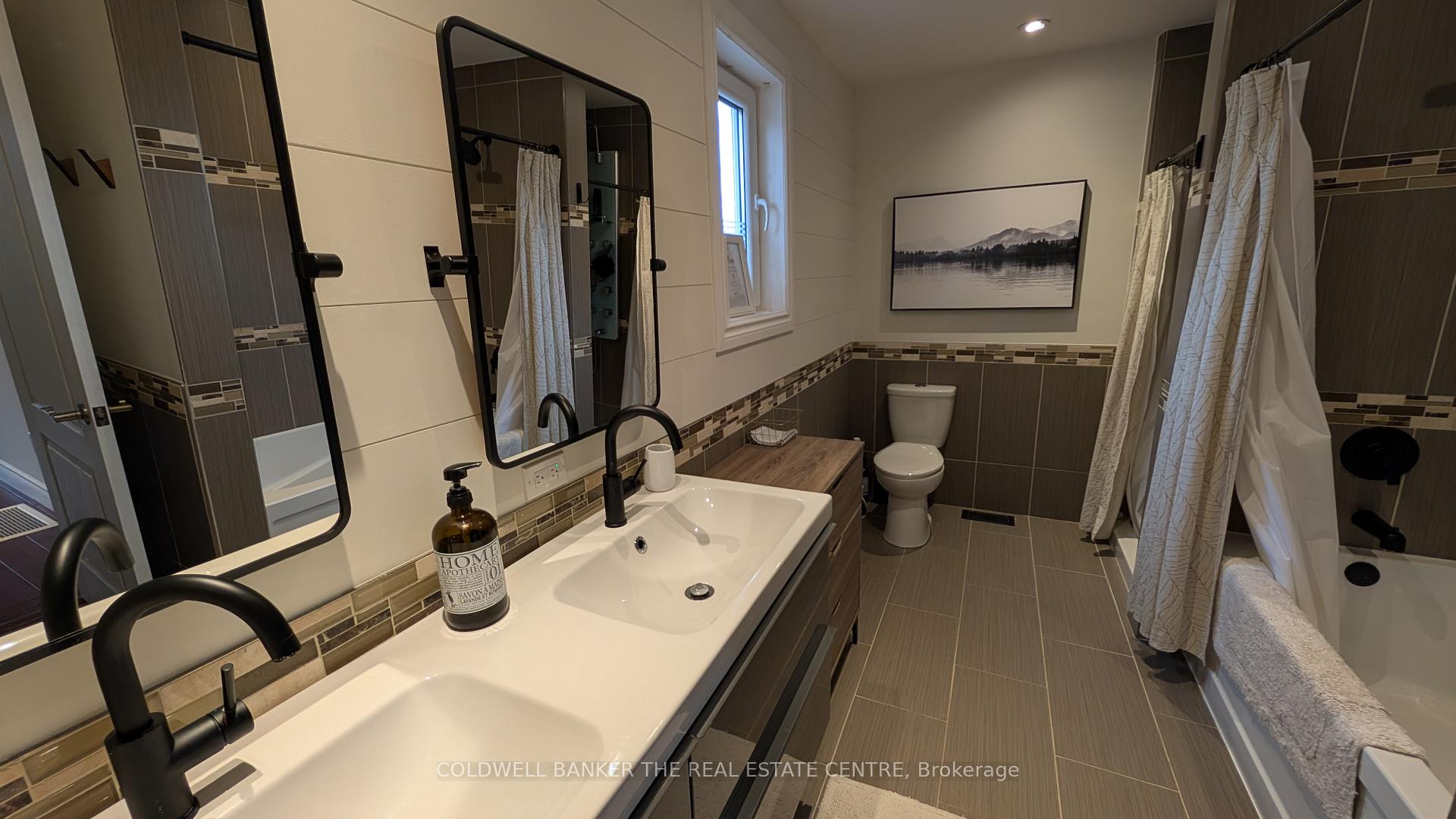 Photo 23 of 247 Poplar Avenue, Tay, Port McNicoll — HOMEH