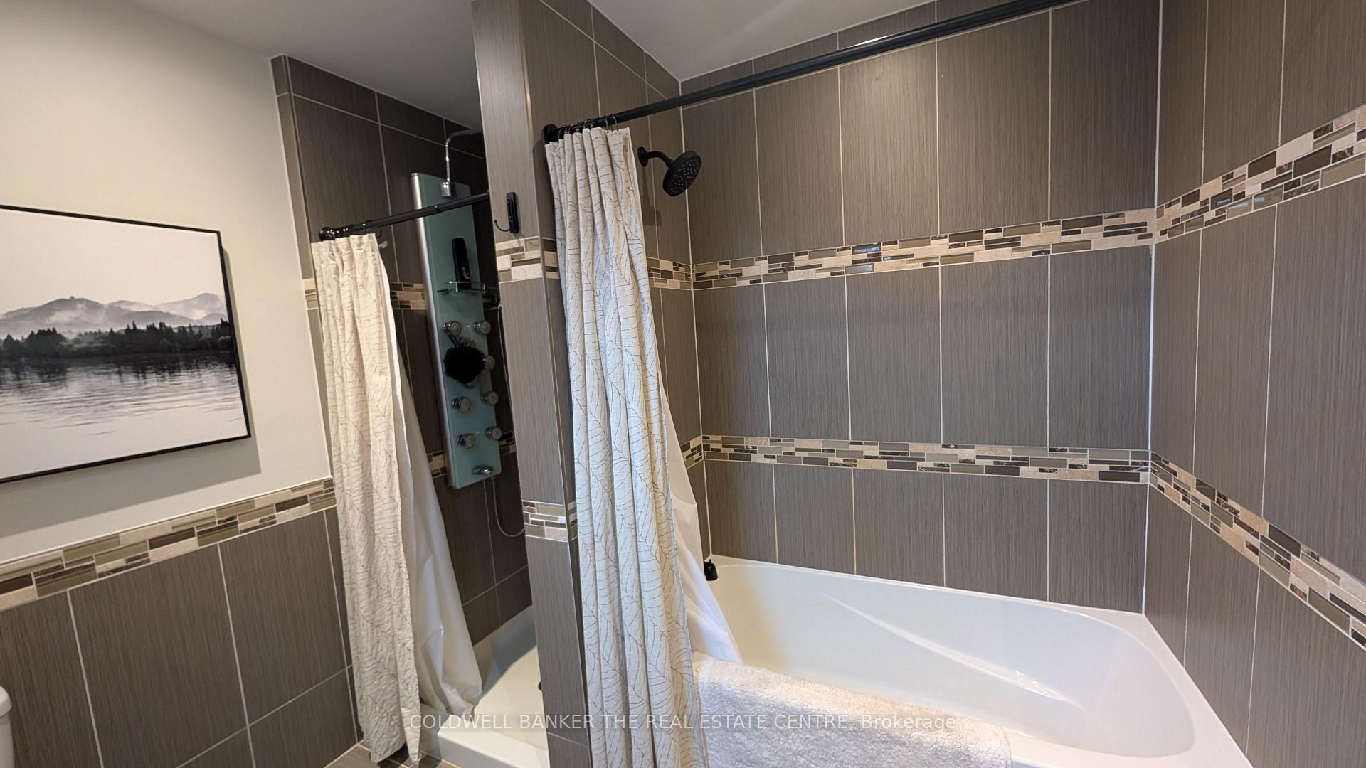 Photo 25 of 247 Poplar Avenue, Tay, Port McNicoll — HOMEH