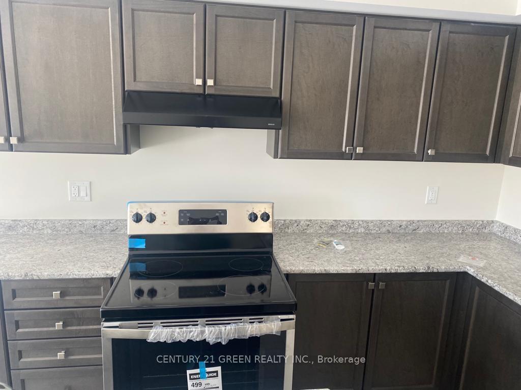 Photo 9 of 120 Esther Crescent, Thorold, Hurricane/Merrittville — HOMEH