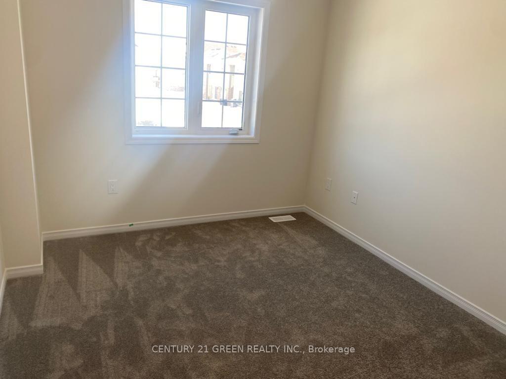 Photo 12 of 120 Esther Crescent, Thorold, Hurricane/Merrittville — HOMEH