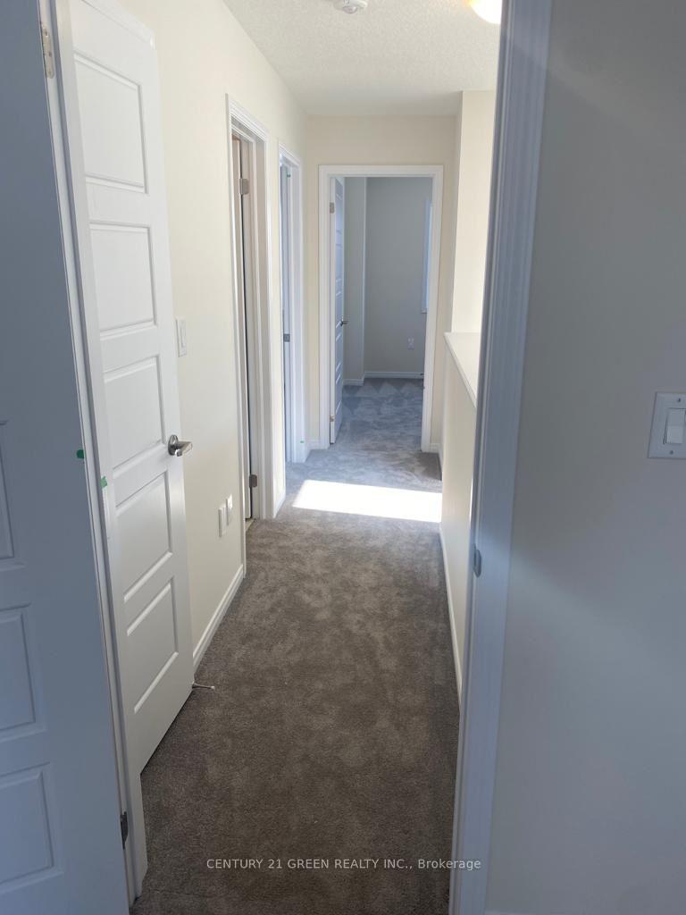 Photo 16 of 120 Esther Crescent, Thorold, Hurricane/Merrittville — HOMEH