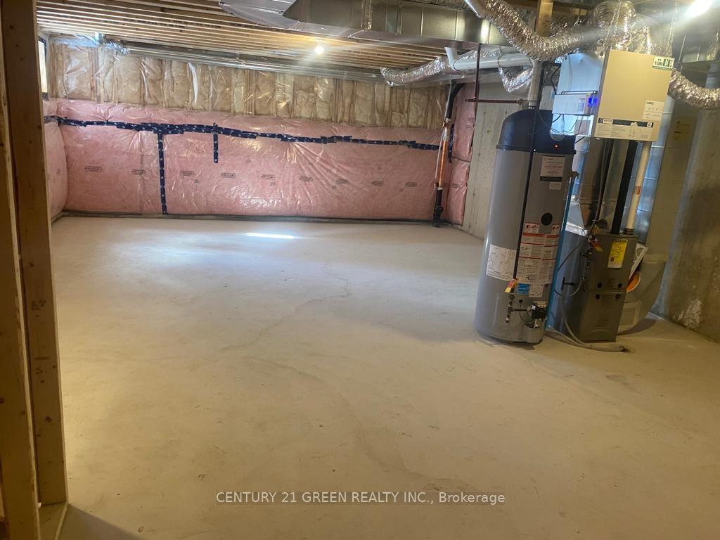 Photo 20 of 120 Esther Crescent, Thorold, Hurricane/Merrittville — HOMEH