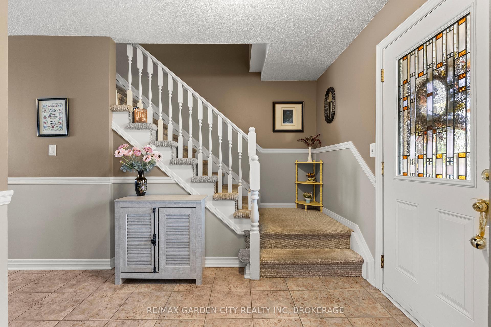 Photo 17 of 43 Capri Street, Thorold, Confederation Heights — HOMEH