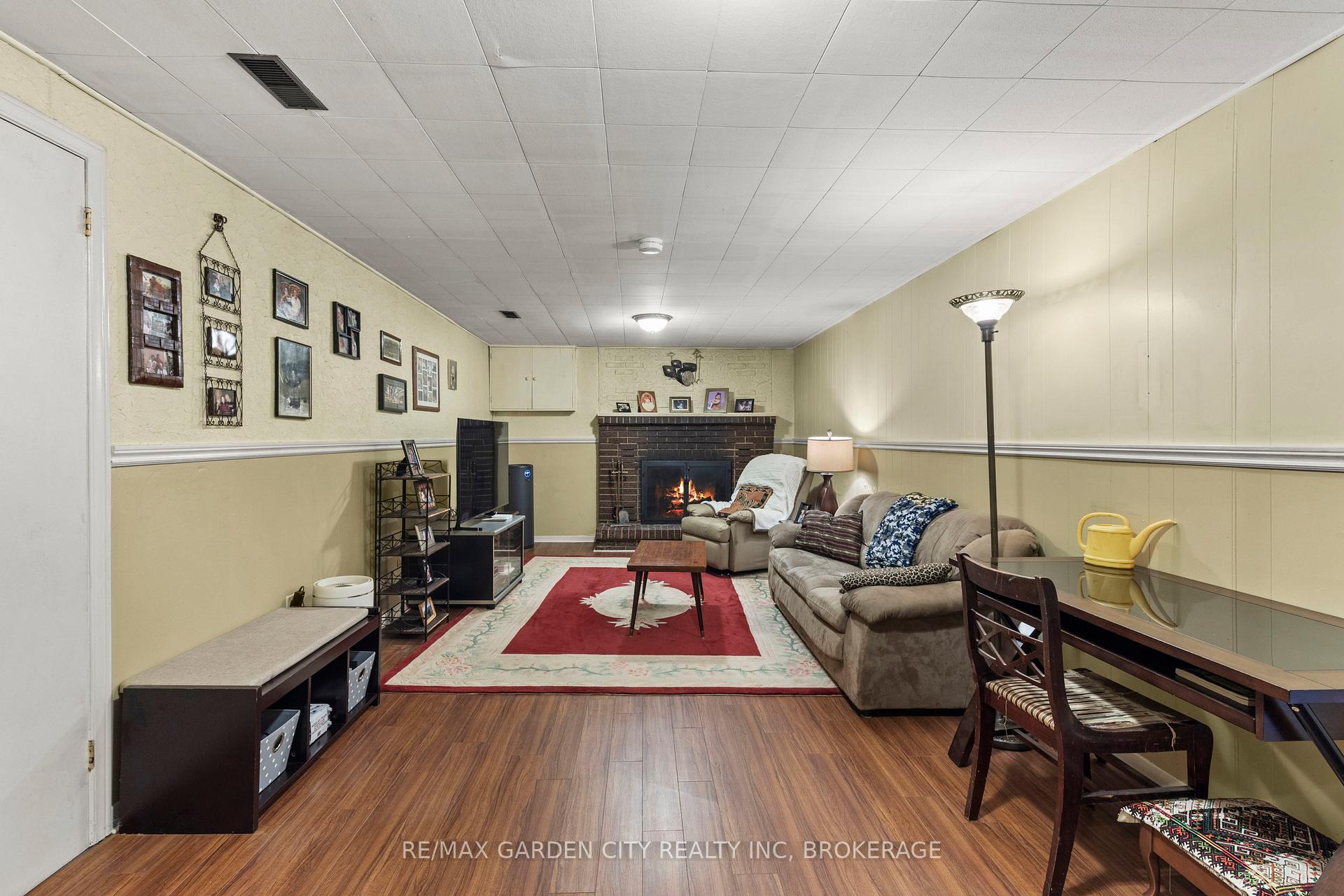 Photo 23 of 43 Capri Street, Thorold, Confederation Heights — HOMEH