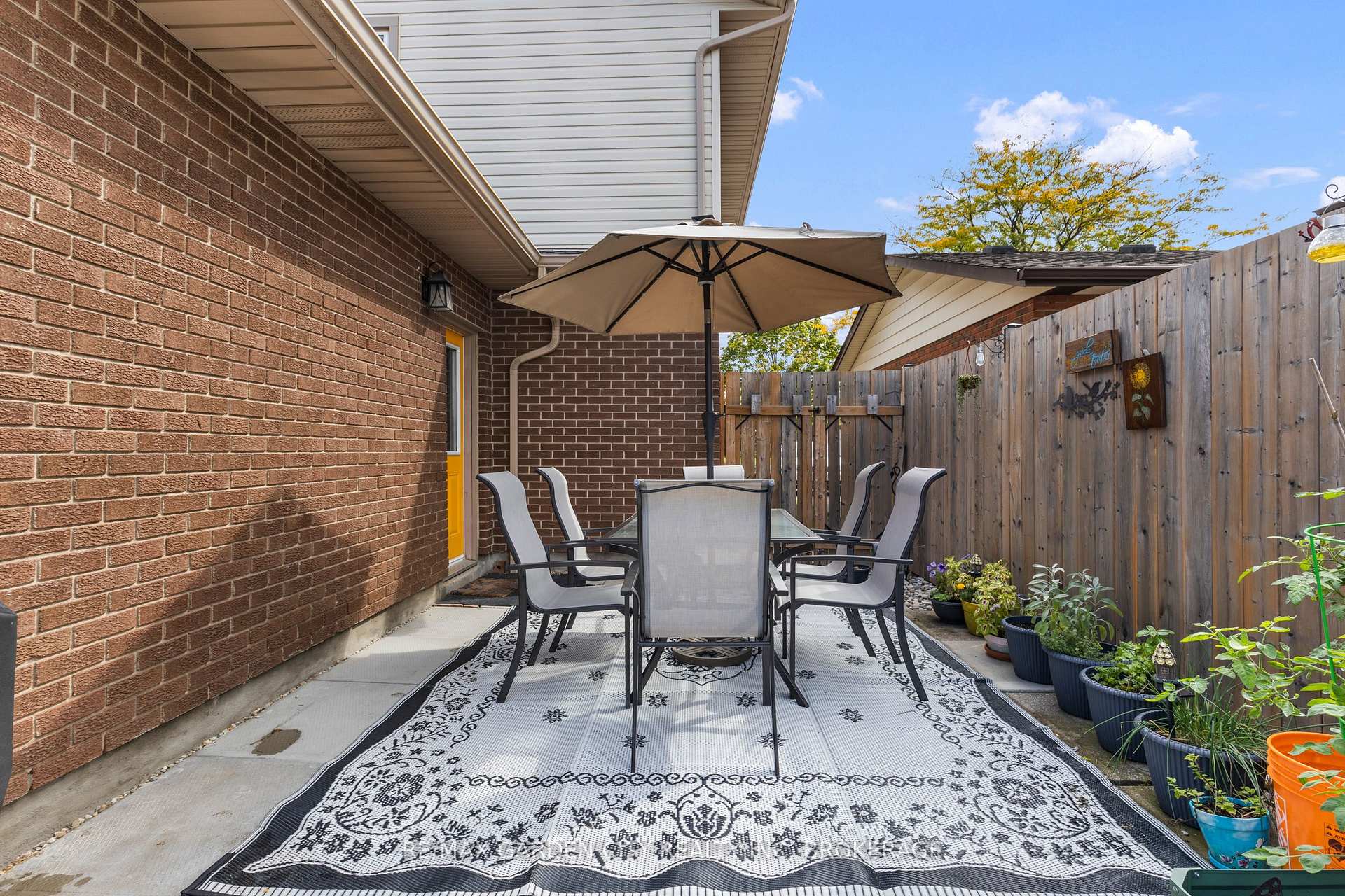 Photo 30 of 43 Capri Street, Thorold, Confederation Heights — HOMEH
