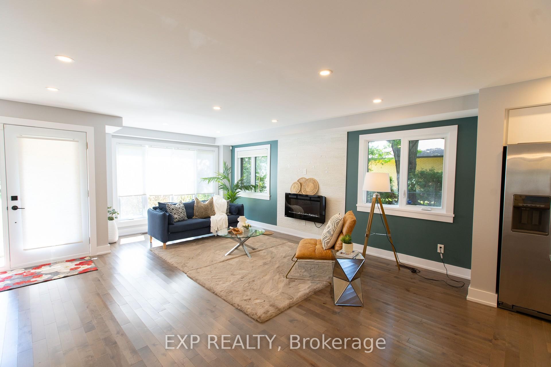 Photo 2 of 21A Gervin Street, Ottawa, Pineglen — HOMEH