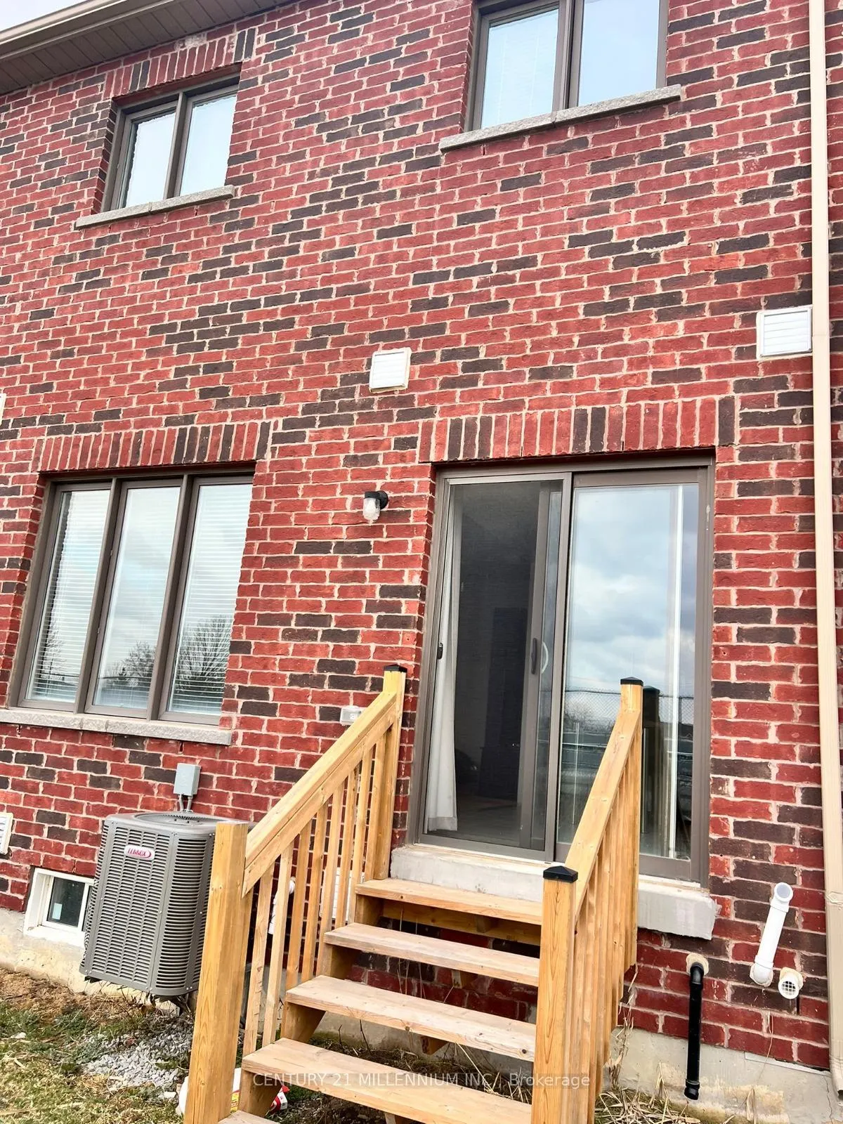 Photo 102 of 72 Palace Street, Thorold, Thorold Downtown — HOMEH
