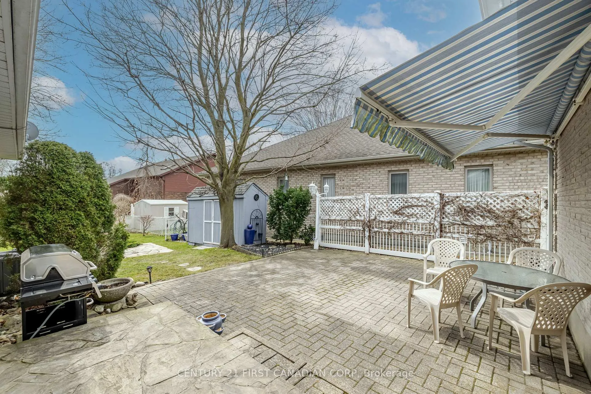 Photo 9 of 196 Hull Road, Strathroy-Caradoc, NE — HOMEH