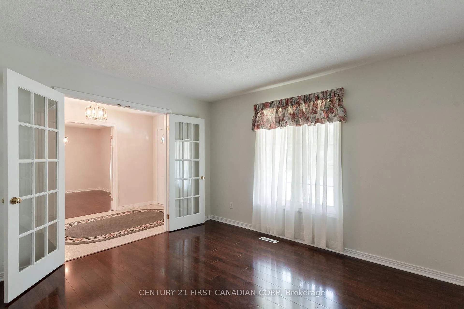 Photo 48 of 196 Hull Road, Strathroy-Caradoc, NE — HOMEH