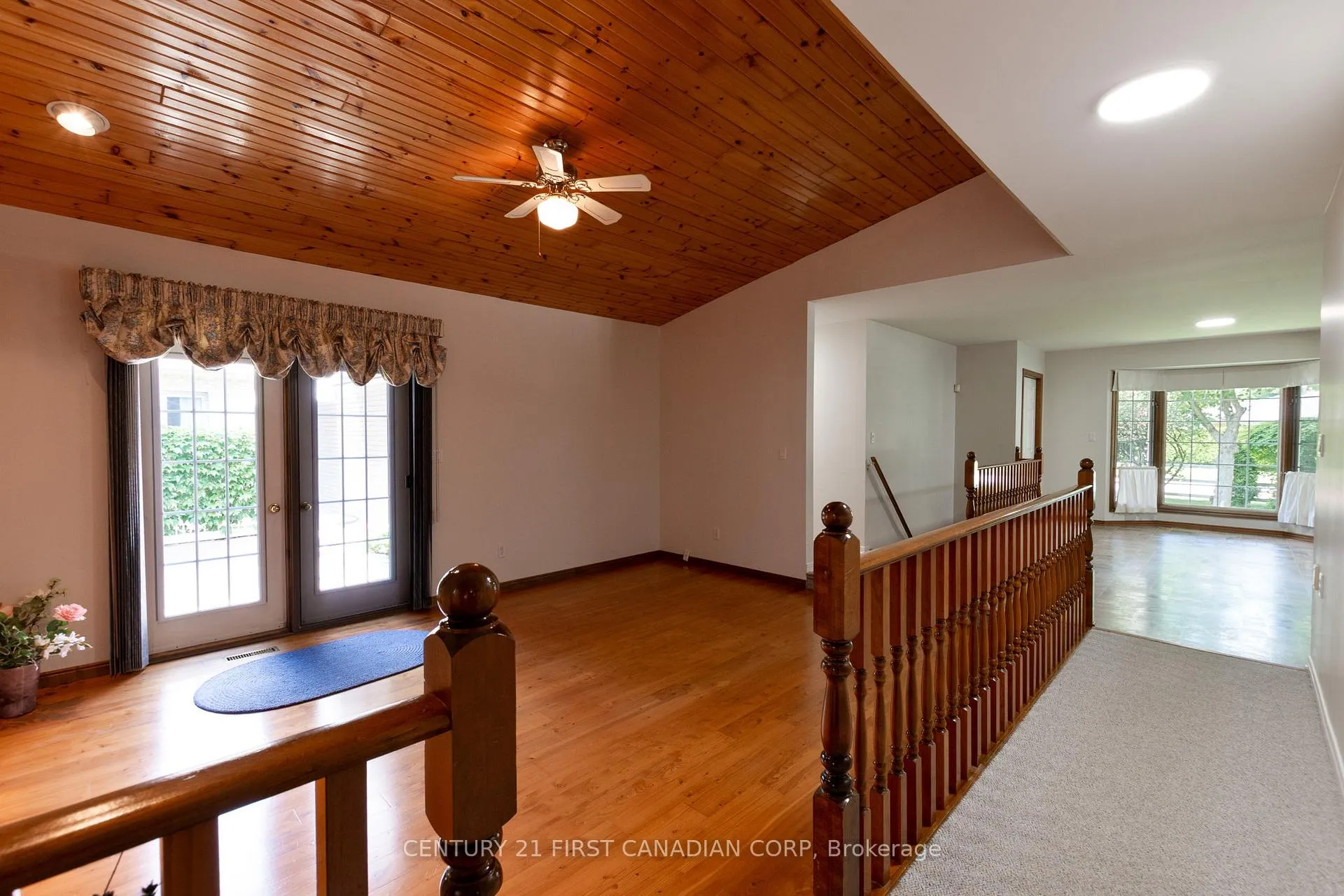 Photo 72 of 196 Hull Road, Strathroy-Caradoc, NE — HOMEH