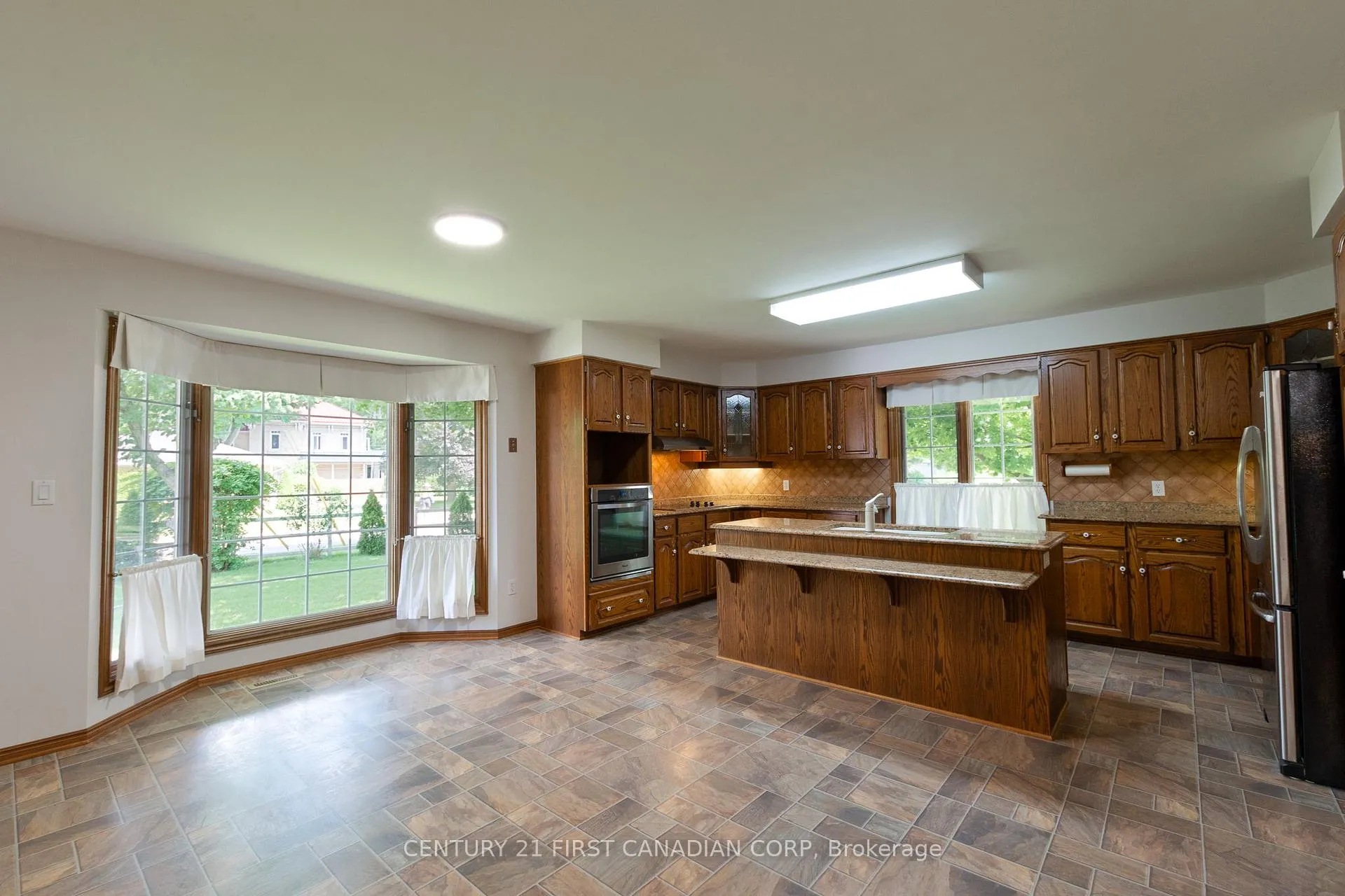 Photo 80 of 196 Hull Road, Strathroy-Caradoc, NE — HOMEH