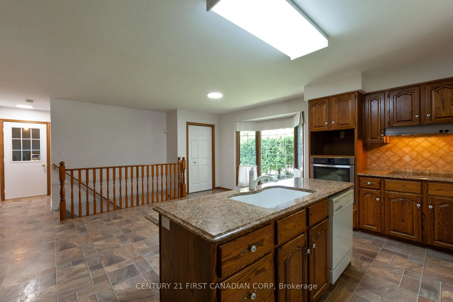 Photo 97 of 196 Hull Road, Strathroy-Caradoc, NE — HOMEH