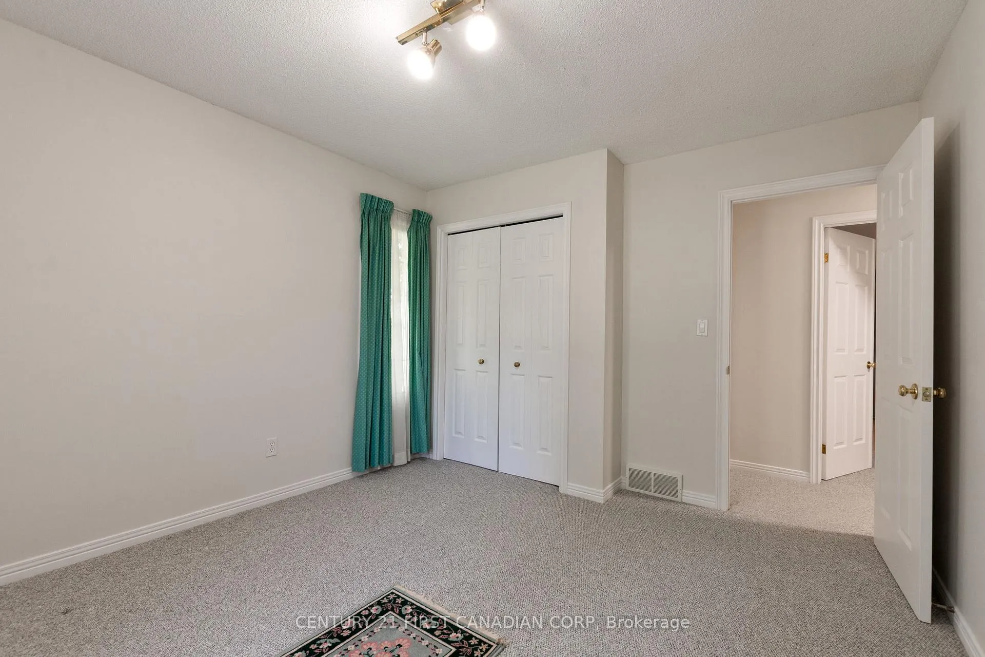 Photo 125 of 196 Hull Road, Strathroy-Caradoc, NE — HOMEH
