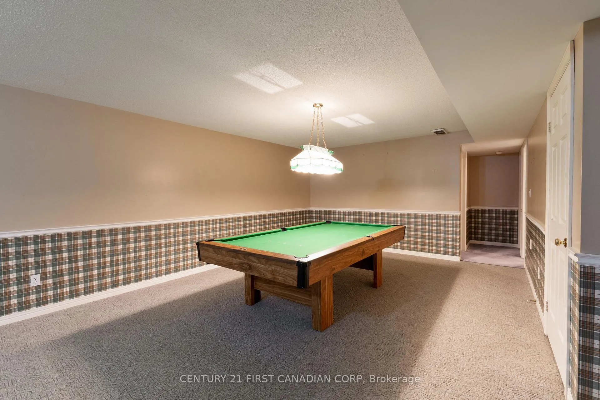 Photo 170 of 196 Hull Road, Strathroy-Caradoc, NE — HOMEH
