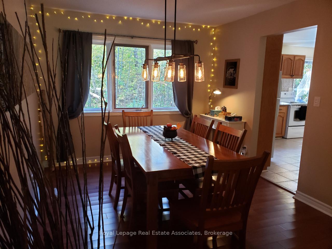 Photo 7 of 74 Moreau Parkway, Tiny, Rural Tiny — HOMEH