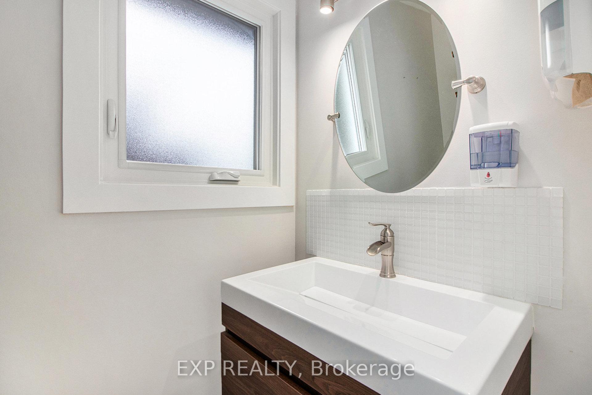 Photo 18 of 406 Woodfield Drive, Ottawa, Tanglewood — HOMEH
