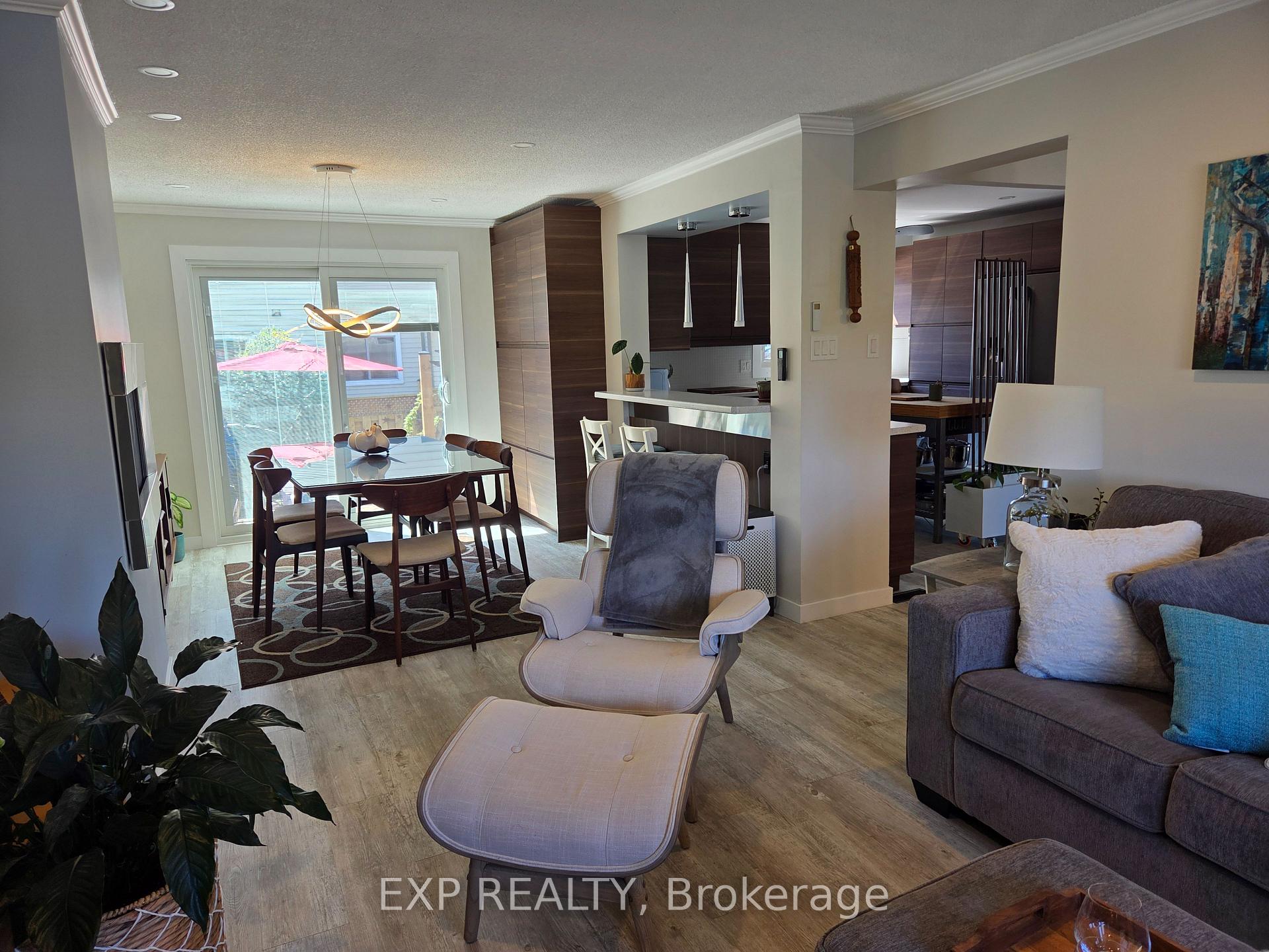 Photo 30 of 406 Woodfield Drive, Ottawa, Tanglewood — HOMEH
