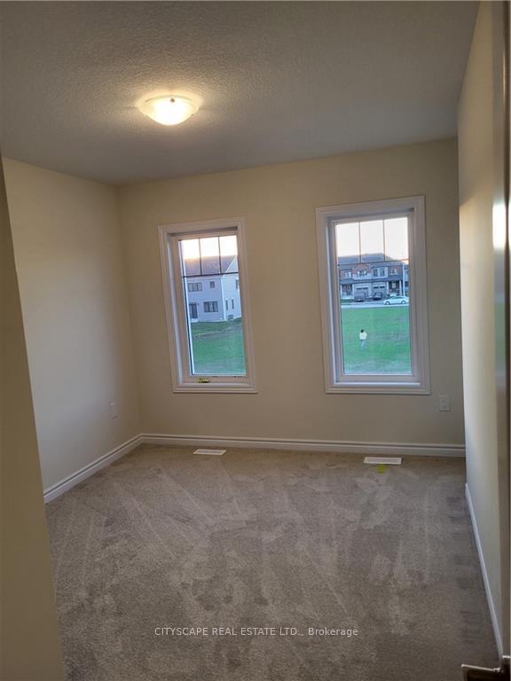 Photo 9 of 20 Concord Drive, Thorold, Rolling Meadows — HOMEH