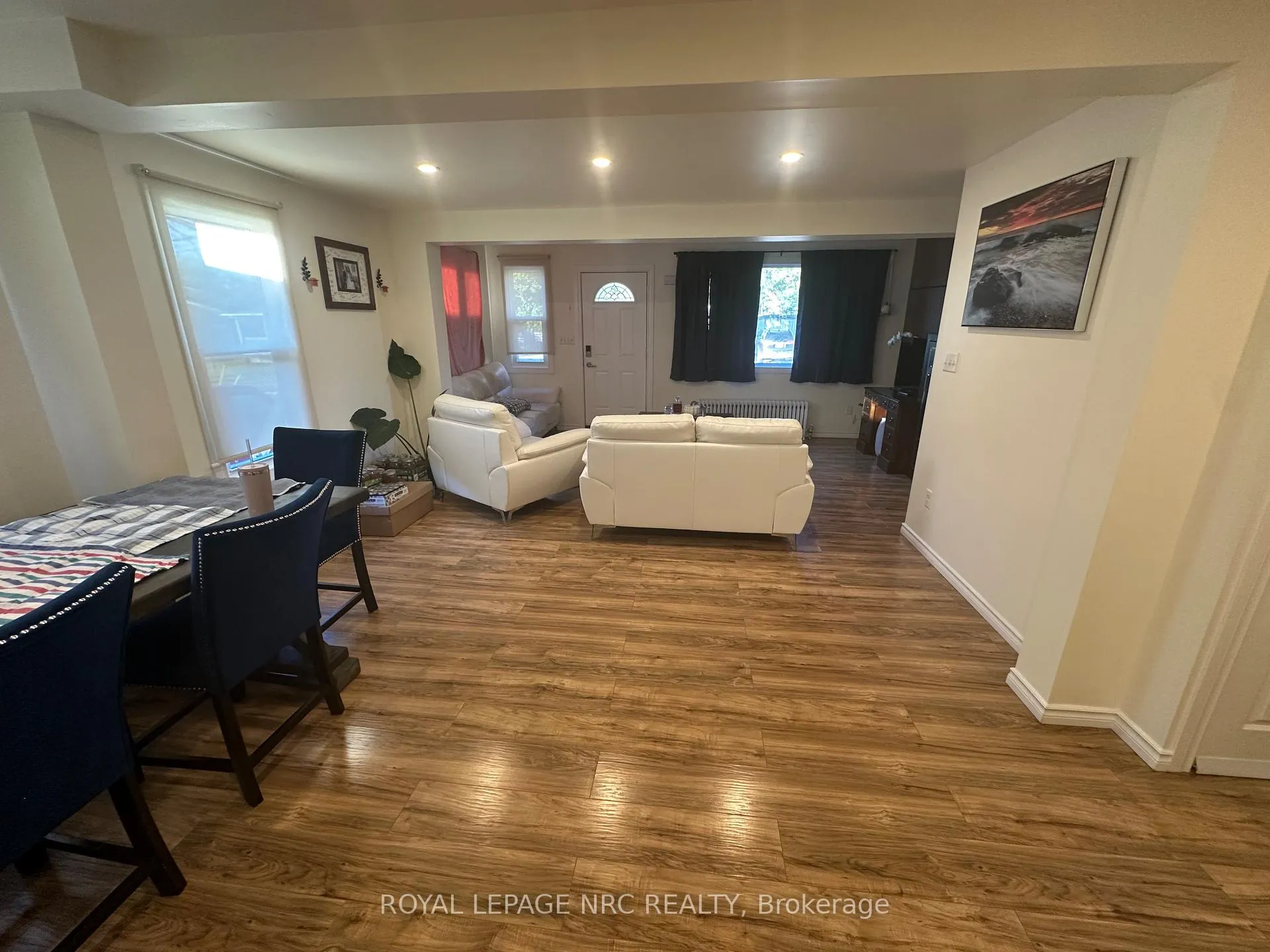 Photo 38 of 3 Portland Street, Thorold, Thorold Downtown — HOMEH