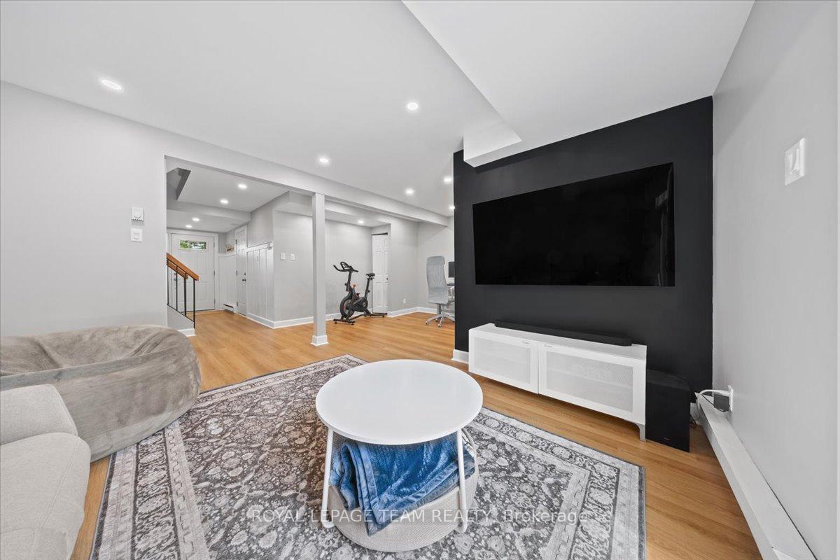 Photo 14 of 13 Kedgewick Court, Ottawa, Tanglewood — HOMEH