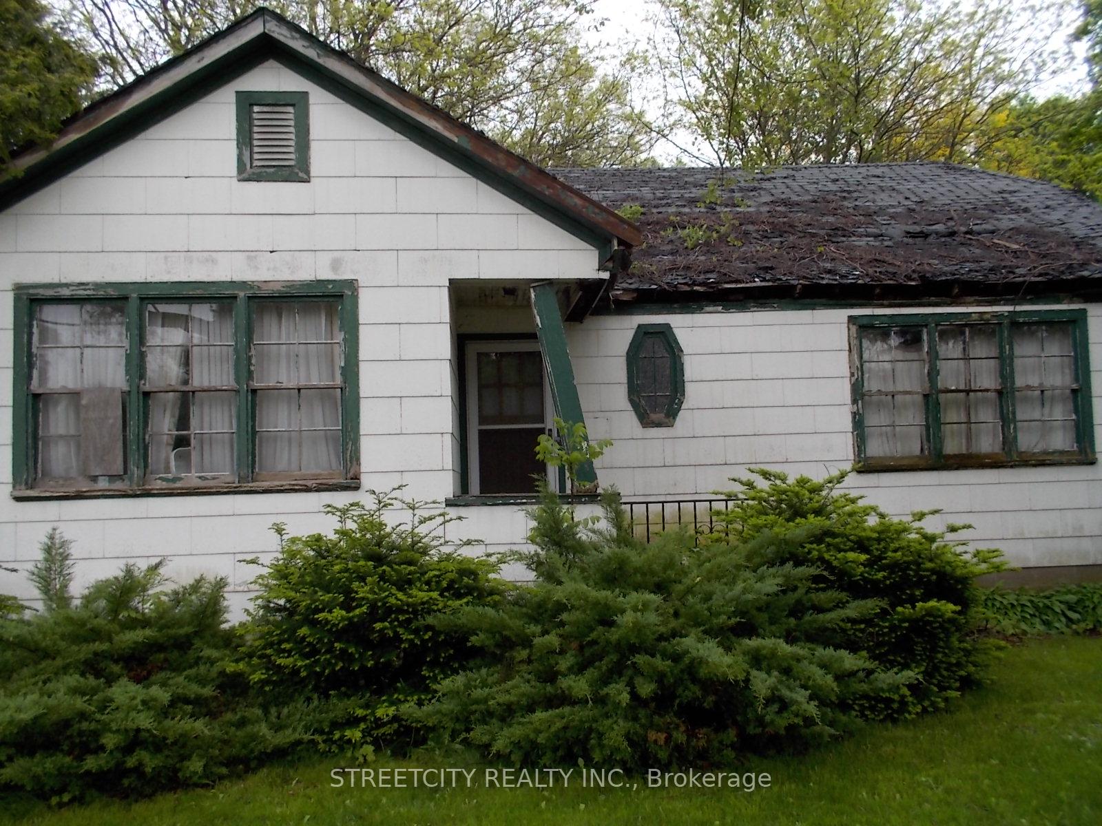 Photo 1 of 384 Metcalfe Street E, Strathroy-Caradoc, SE — HOMEH