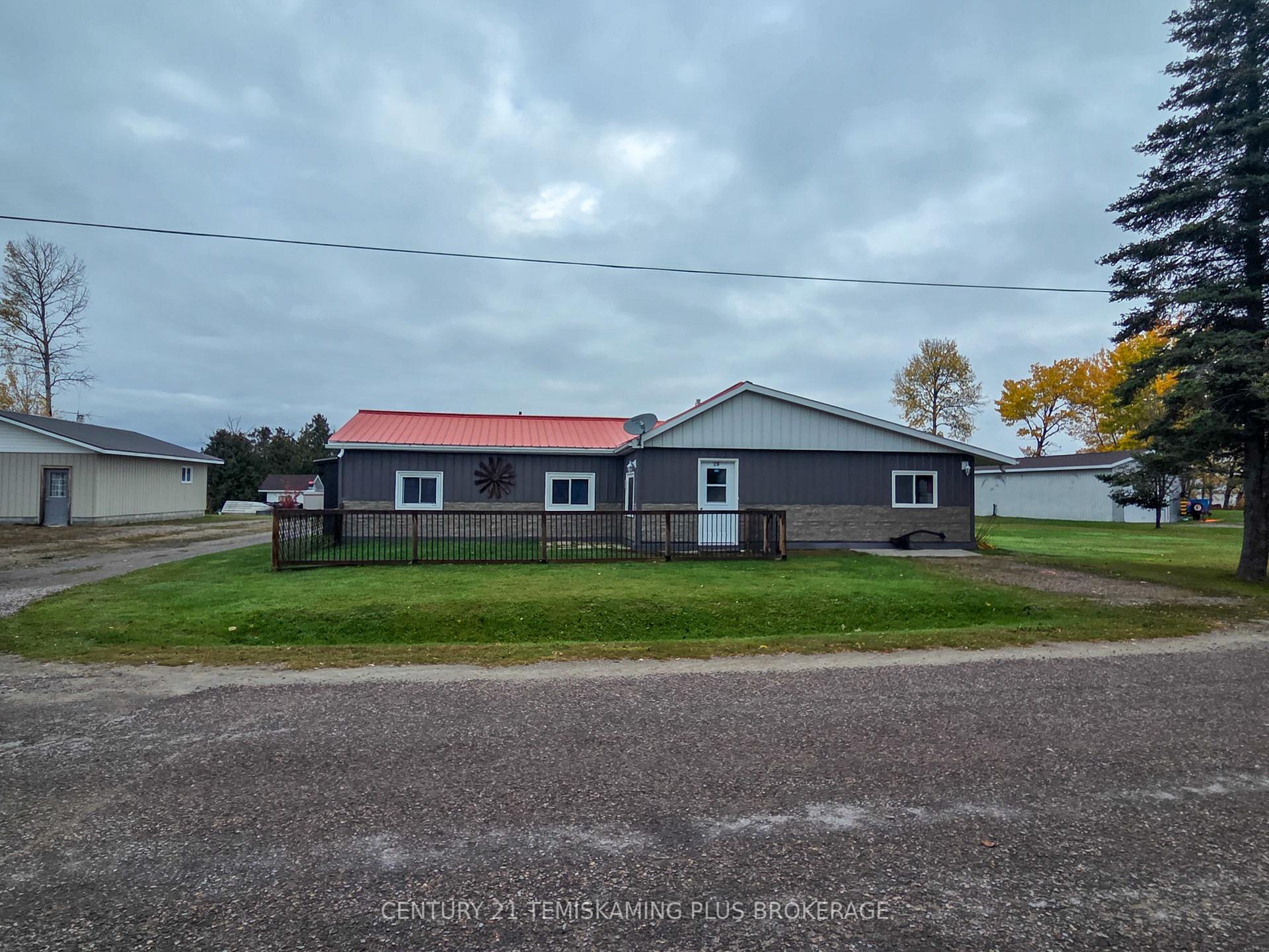 Photo 2 of 28 Fifth Street, Timiskaming, TIM - Outside - Rural — HOMEH